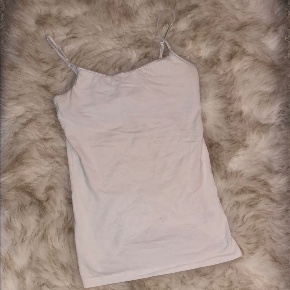 white aeropostale tank top